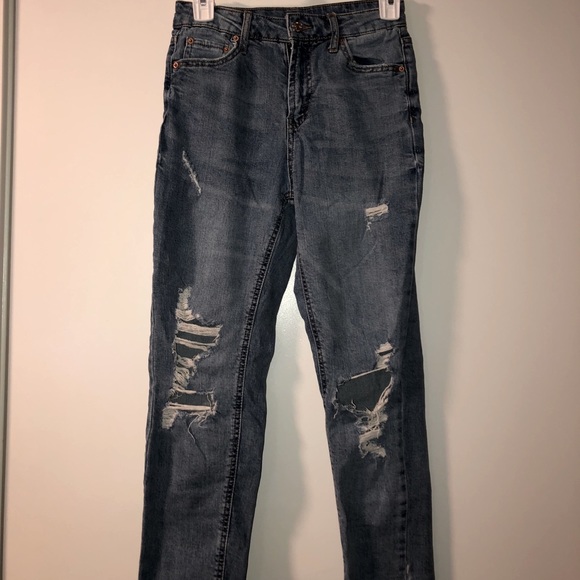 3/$20 • BOYFRIEND JEANS - Picture 1 of 6